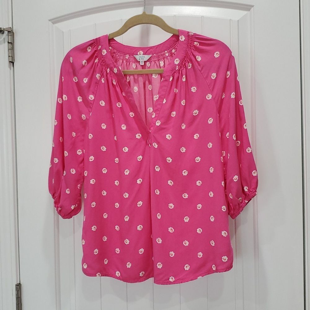 Crown & Ivy Hot Pink Floral Peasant Top, Size Xs
